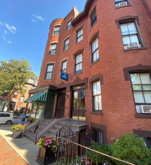 Charming Studio In Boston Brownstone, #44