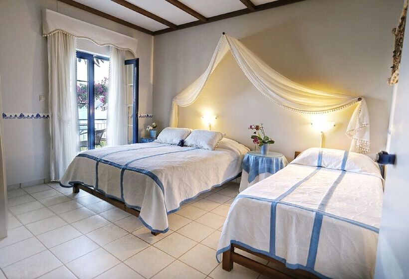 Argo Rooms & Studios