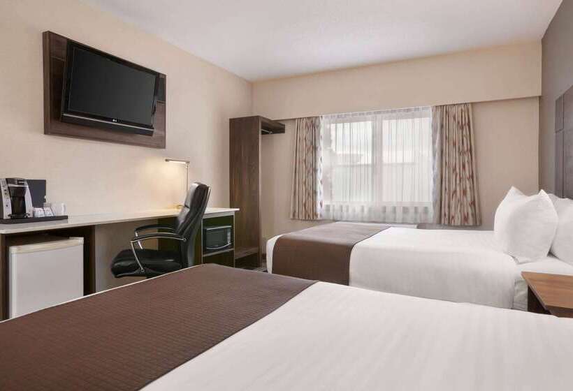 Hotel Baymont By Wyndham Medicine Hat