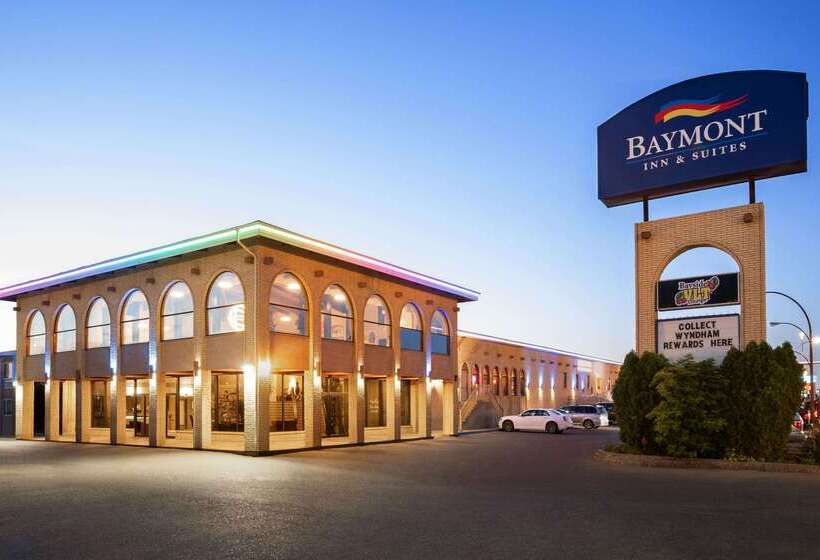 Hotel Baymont By Wyndham Medicine Hat