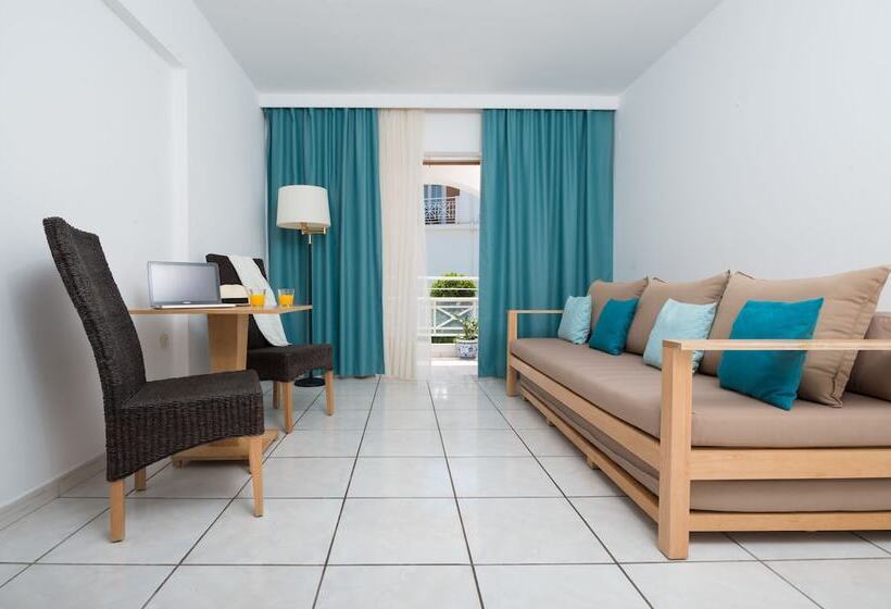 Bitzaro Palace Hotel   All Inclusive