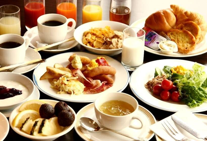 Breezbay Hotel Resort And Spa