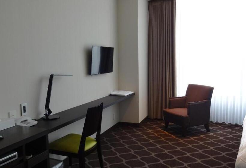 Breezbay Hotel Resort And Spa