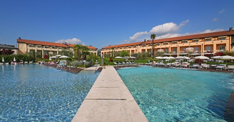 هتل Caesius Thermae & Spa Resort