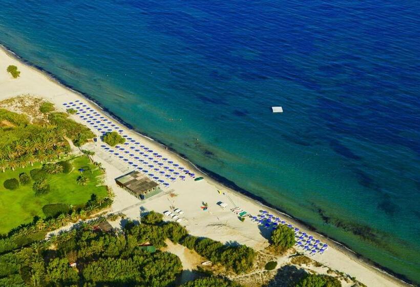 هتل Caravia Beach