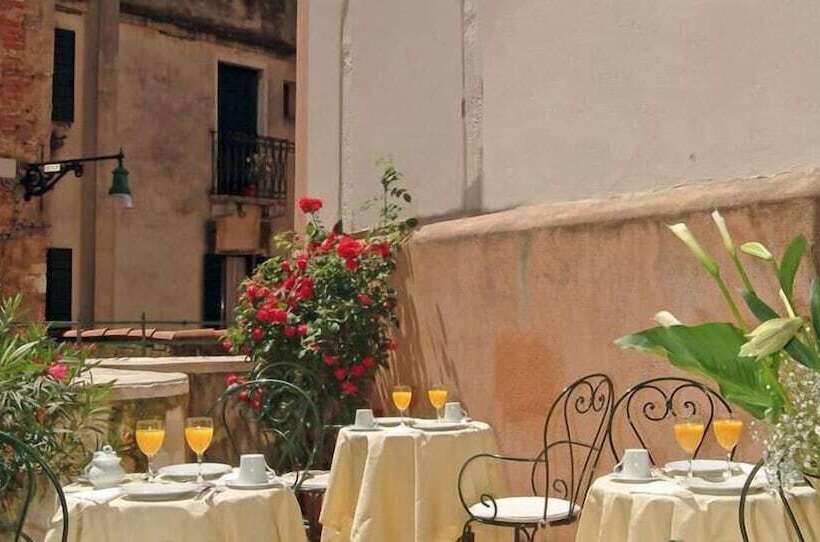 Fotos del hotel Casa Verardo Residenza D Epoca:  16