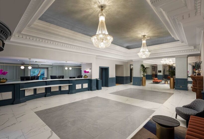 فندق Doubletree By Hilton Brighton Metropole