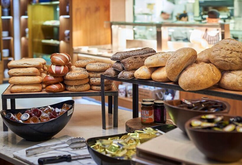 Doubletree By Hilton Hotel London Excel