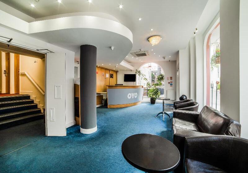 Hotel Elysee Hyde Park