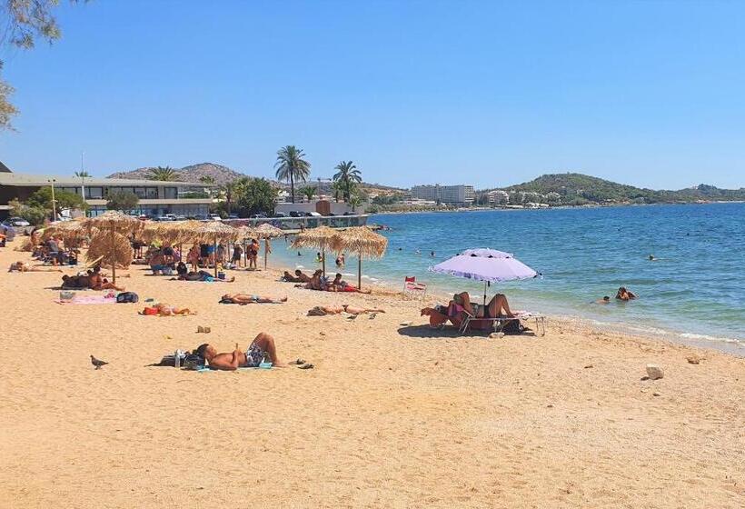 בית מלון כפרי Galini Palace