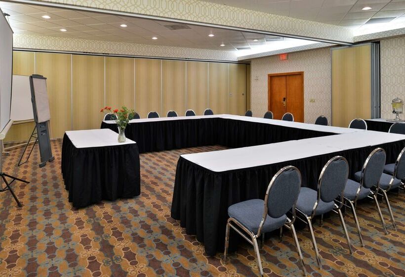 בית מלון כפרי Hampton Inn & Suites By Hilton Calgary  University Northwest