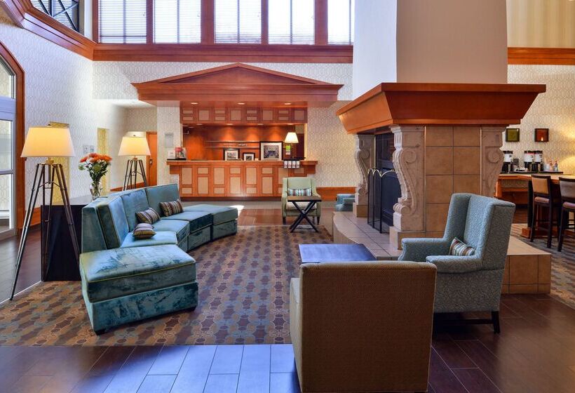 בית מלון כפרי Hampton Inn & Suites By Hilton Calgary  University Northwest