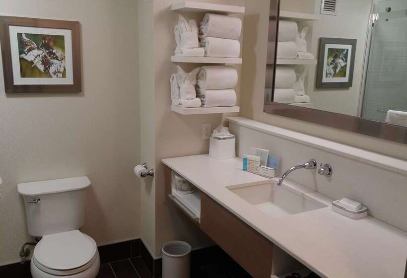 בית מלון כפרי Hampton Inn & Suites By Hilton Calgary  University Northwest