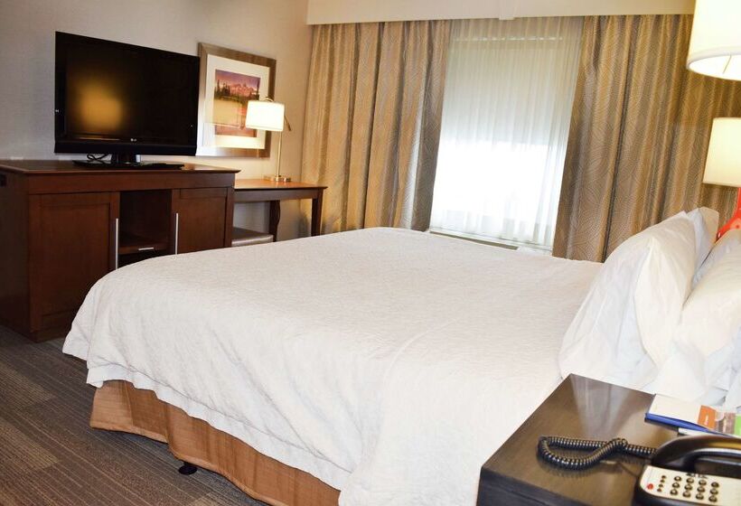 בית מלון כפרי Hampton Inn & Suites By Hilton Calgary  University Northwest