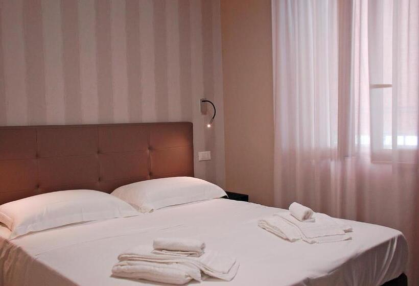 酒店 Holiday Club Residence