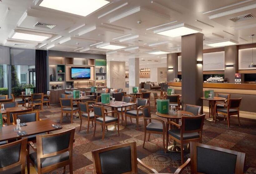 هتل Holiday Inn Athens Attica Av Airport W