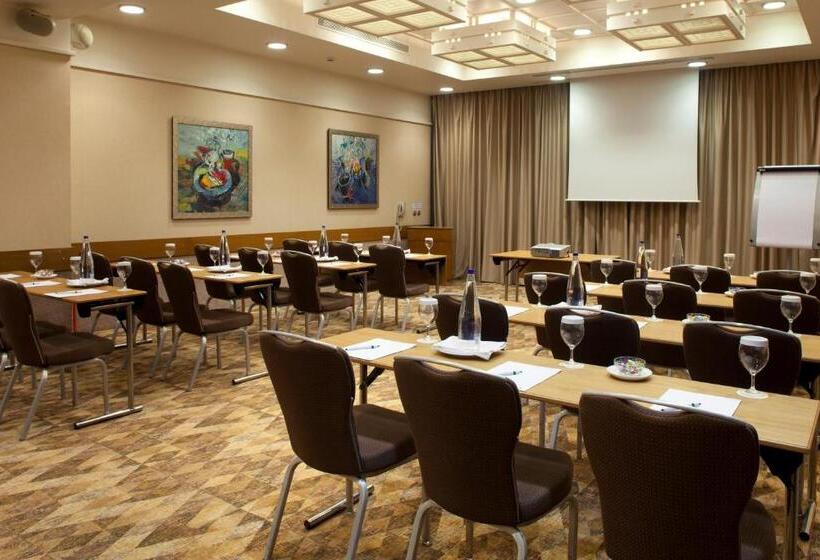 هتل Holiday Inn Athens Attica Av Airport W