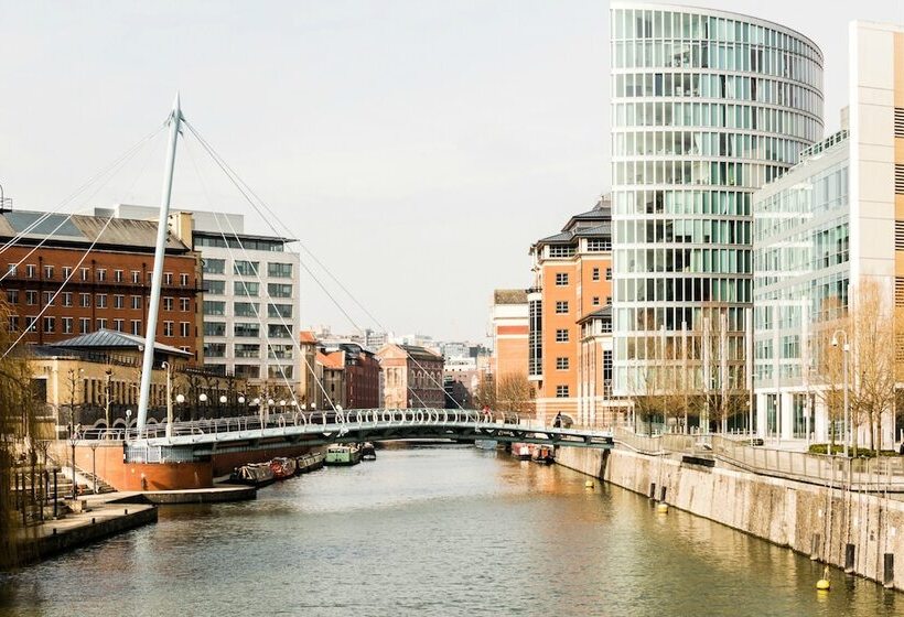 هتل Holiday Inn Bristol Filton, An Ihg