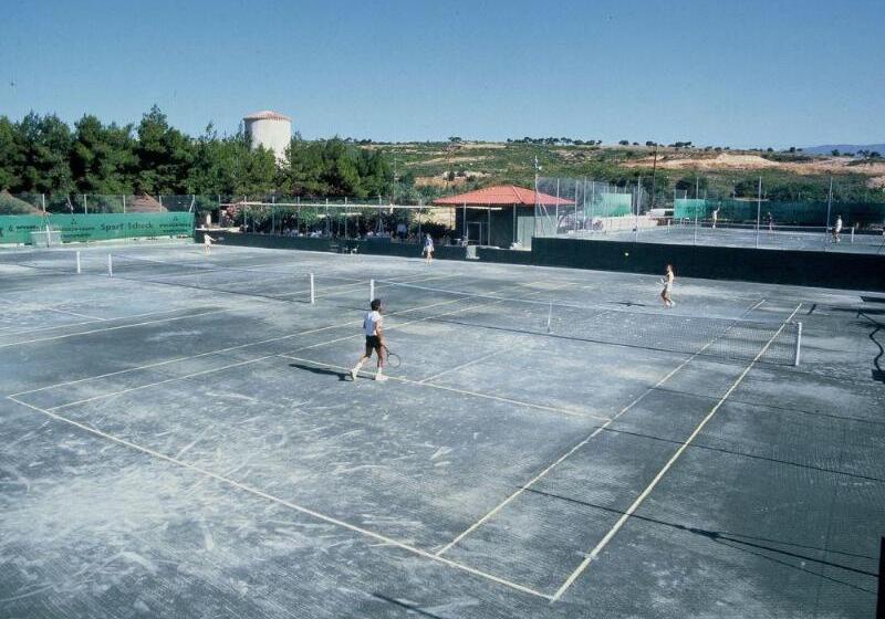 Отель Kalamaki Beach Resort