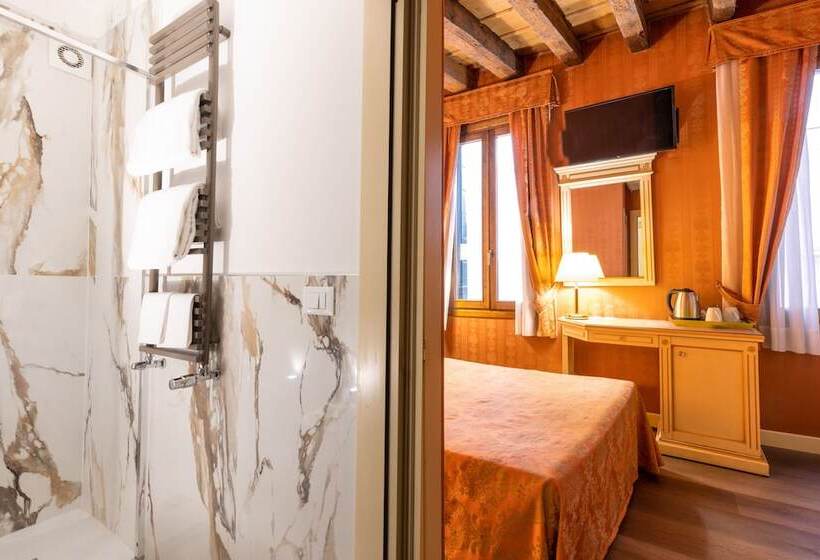 هتل Lanterna Di Marco Polo