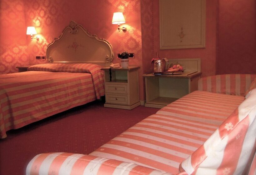 Fotos del hotel Lux:  4