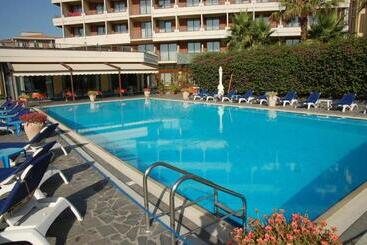 Fotos del hotel Nettuno: 1 Fotos del hotel Nettuno: 1