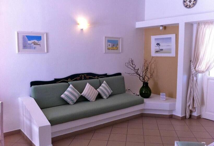 هتل Nissia Traditional Residences Spetses