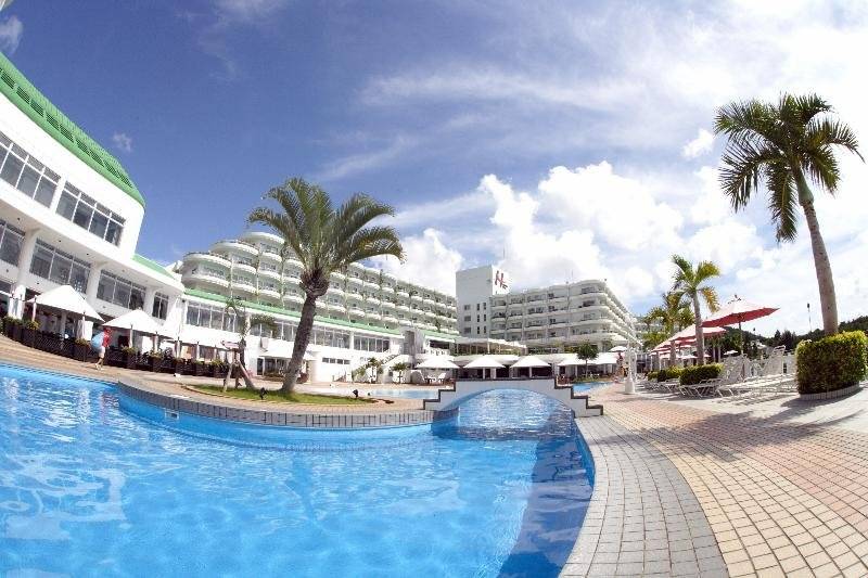فندق Okinawa Kariyushi Beach Resort Ocean Spa