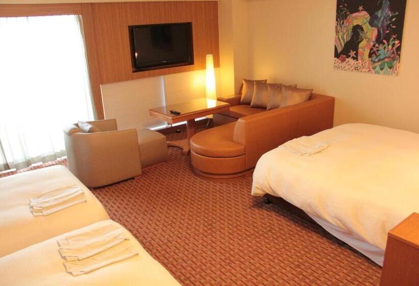 فندق Okinawa Kariyushi Beach Resort Ocean Spa