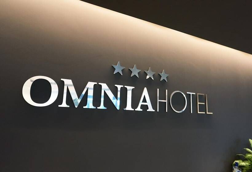 ホテル Omnia