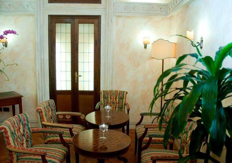 Fotos del hotel Palazzo Cardinal Cesi:  30