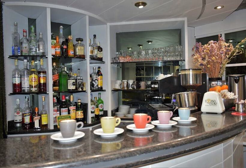 Fotos del hotel Perugino:  12