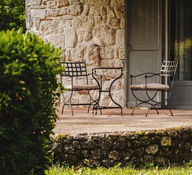 ホテル Petrino Eco Village