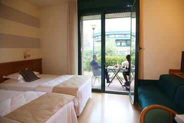 Phi Hotel Emilia