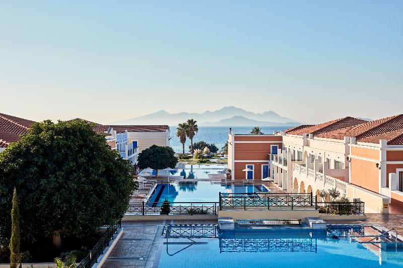 هتل Porto Bello Royal