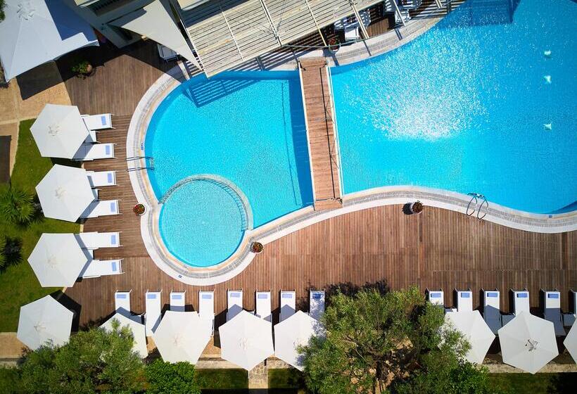 هتل Renaissance Hanioti Resort
