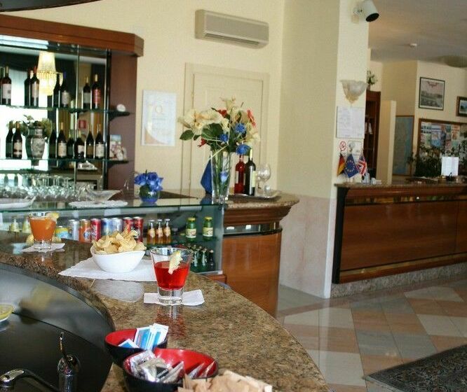Hotel Royal