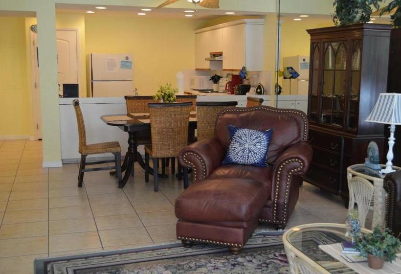 فندق 1800 Atlantic Suites