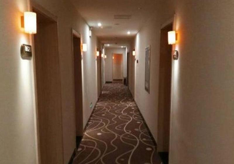 Отель 7 Days Inn Premium Zaozhuang Tengzhou Xueyuan Middle Road Highspeed Railway Branch