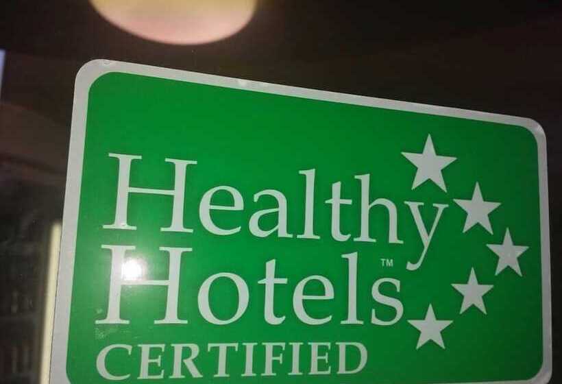 هتل Cotswold Motor Inn