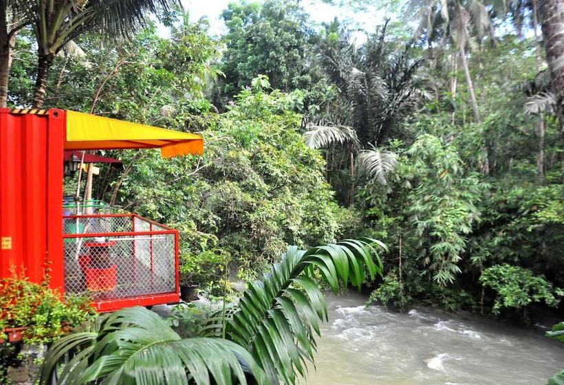 هتل Hau Eco Lodges Citumang Pangandaran