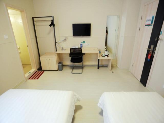 هتل Jinjiang Inn Kaifeng Longting Scenic Spot