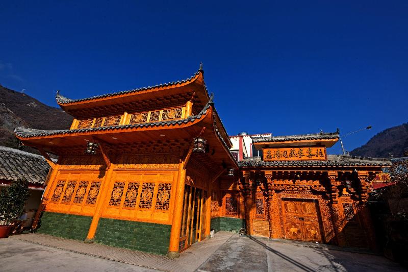 Отель Jiuzhaigou Xin Tao Ge Tibetan Inn
