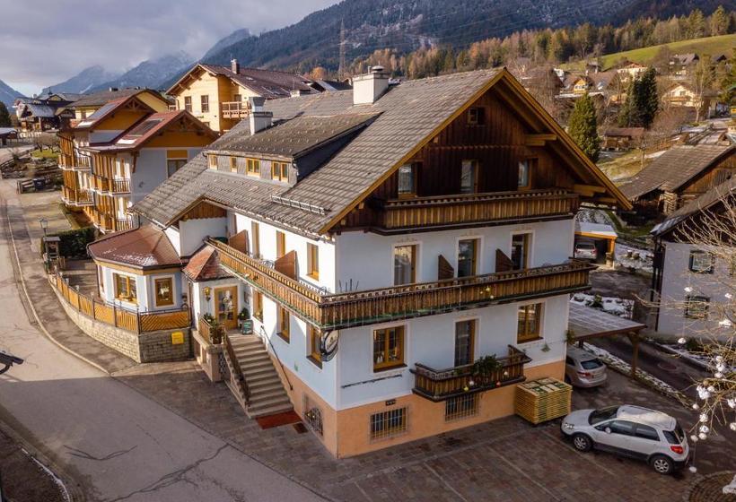 ホテル Kollerhof
