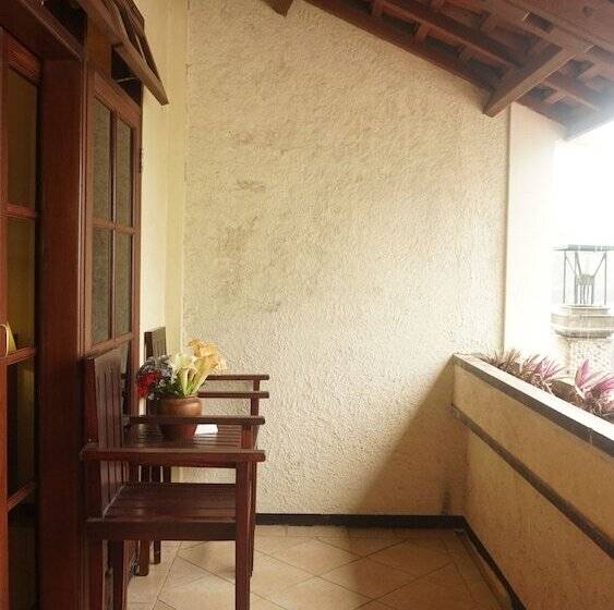 هتل Pines Garden Resort