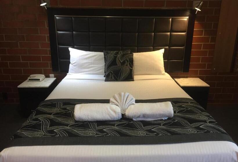 هتل Pooraka Motor Inn