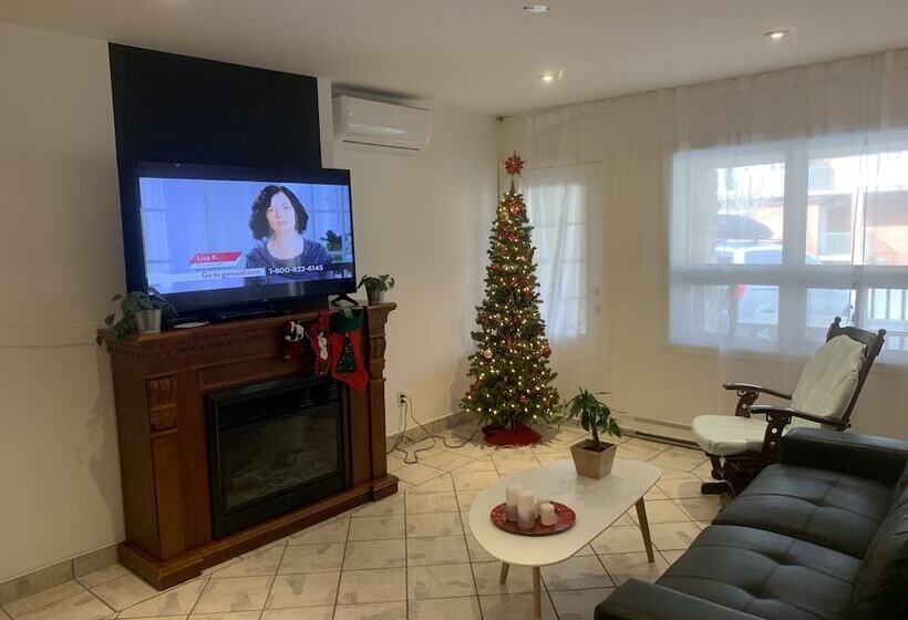 Отель And Suites Les Laurentides