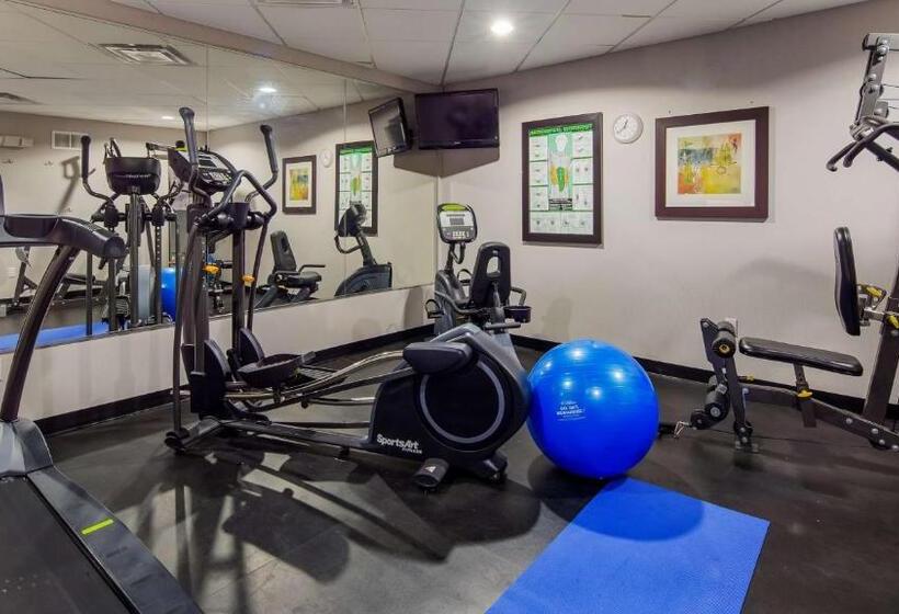 בית מלון כפרי Best Western Plus Bowmanville