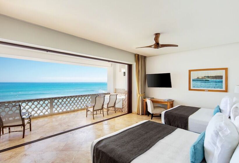 هتل Cabo Surf