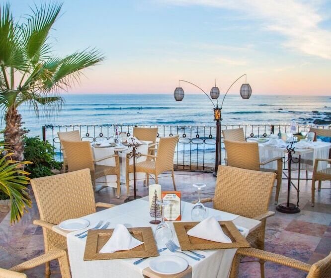 هتل Cabo Surf